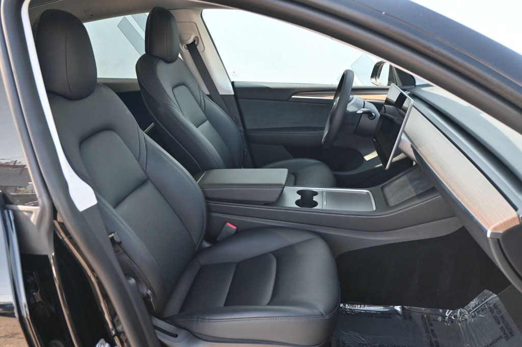 2022 Tesla Model Y Long Range photo 14