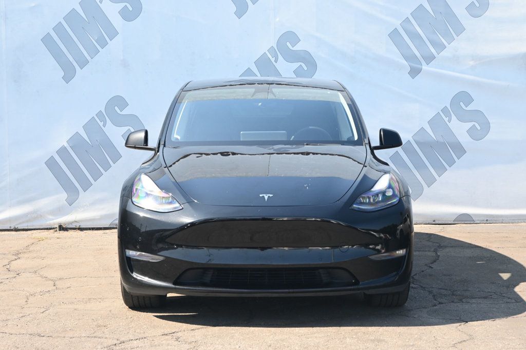 2022 Tesla Model Y Long Range photo 2