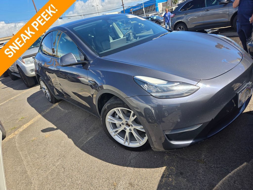 2022 Tesla Model Y Long Range AWD - 22944865 | Video 1