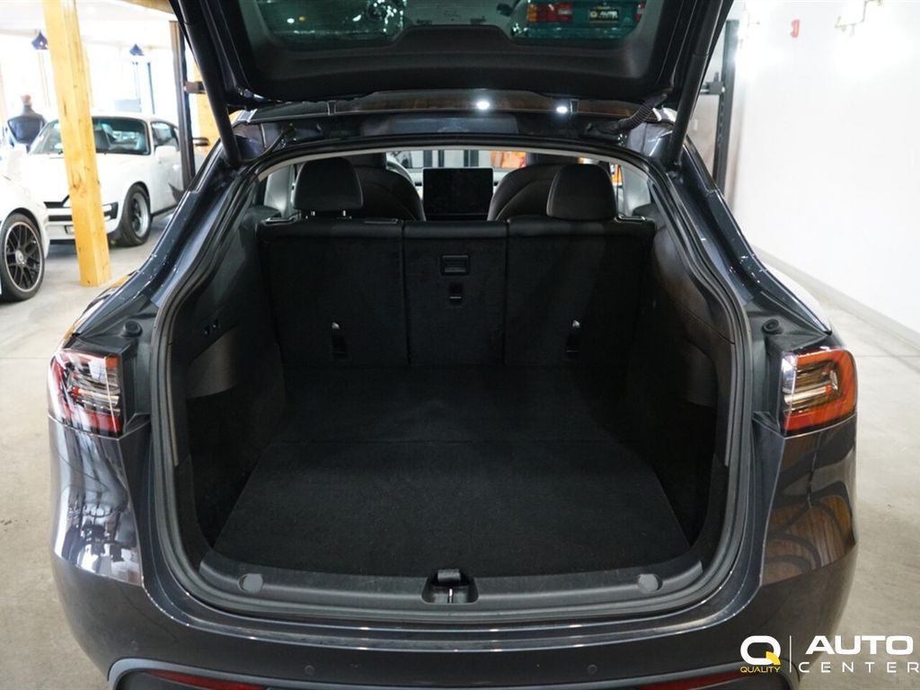 2022 Tesla Model Y Long Range AWD - 23005590 - 10