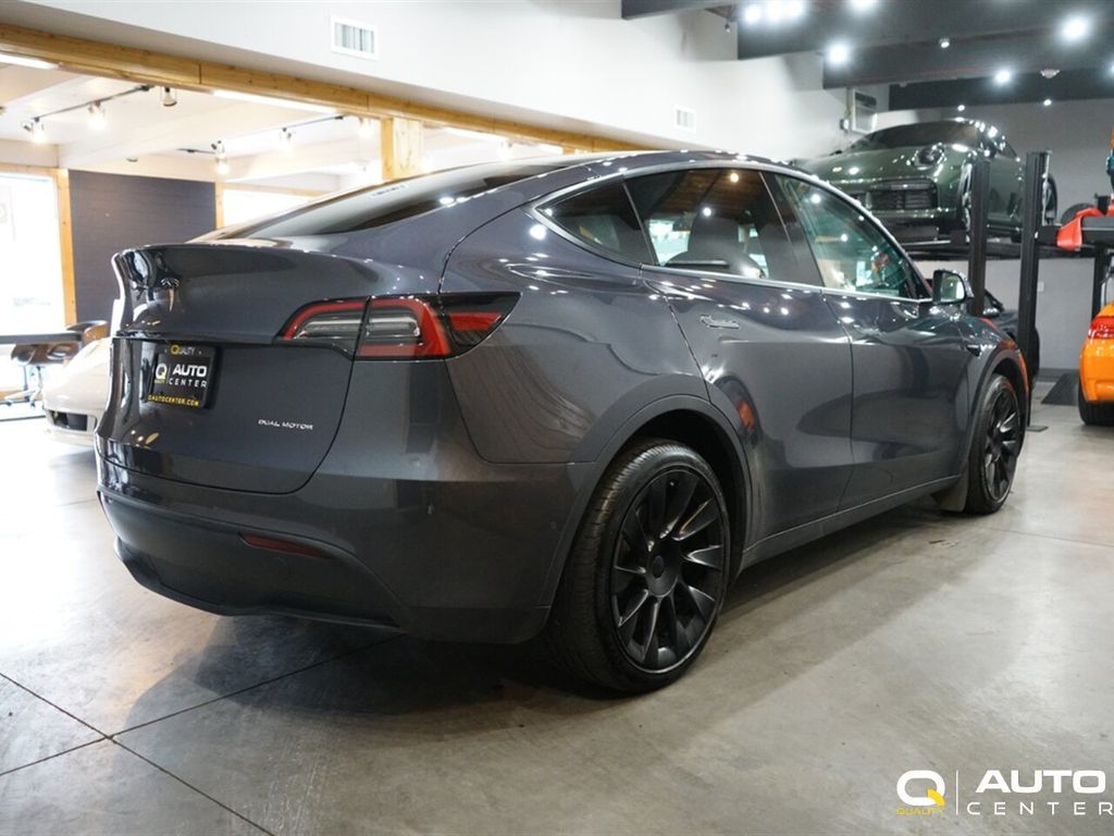 2022 Tesla Model Y Long Range AWD - 23005590 - 3
