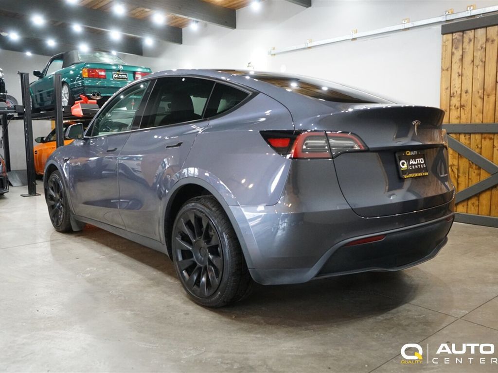 2022 Tesla Model Y Long Range AWD - 23005590 - 6
