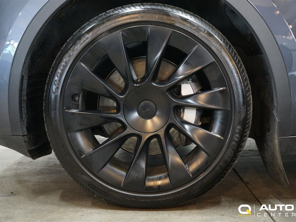 2022 Tesla Model Y Long Range AWD - 23005590 - 7