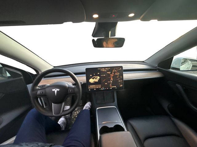 2022 Tesla Model Y Long Range AWD - 22959137 - 10