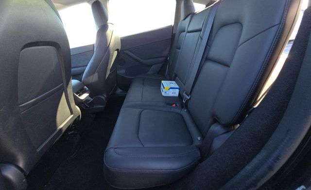 2022 Tesla Model Y Long Range AWD - 22962296 - 5