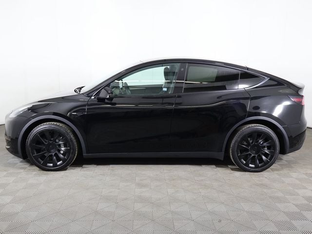 2022 Tesla Model Y Long Range AWD - 22962344 - 17