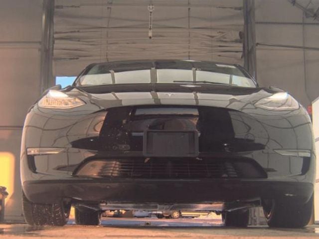 2022 Tesla Model Y Long Range AWD - 22962344 - 3