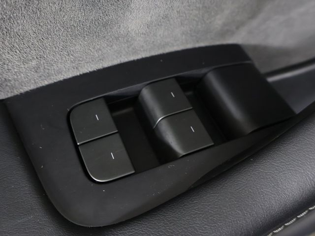 2022 Tesla Model Y Long Range AWD - 22962344 - 39