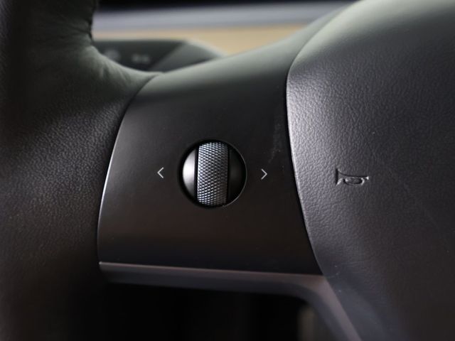 2022 Tesla Model Y Long Range AWD - 22962344 - 42