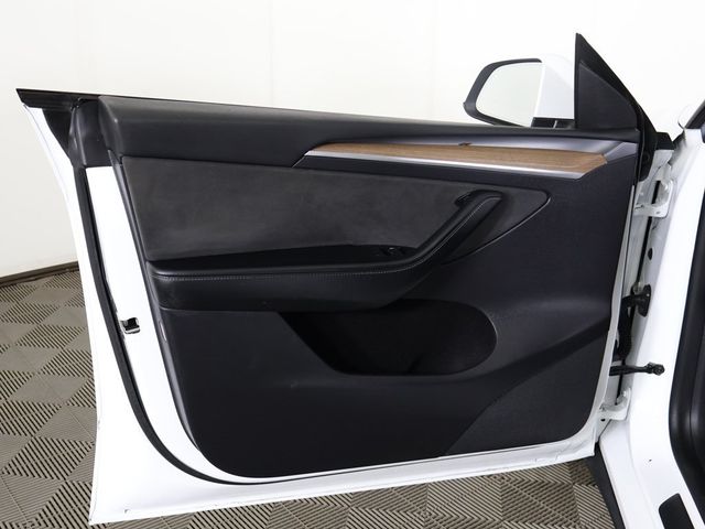 2022 Tesla Model Y Long Range AWD - 22994566 - 24