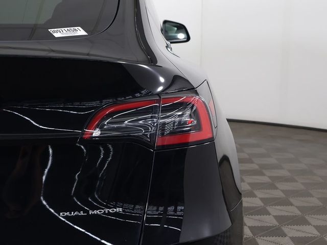 2022 Tesla Model Y Long Range AWD - 23060738 - 16