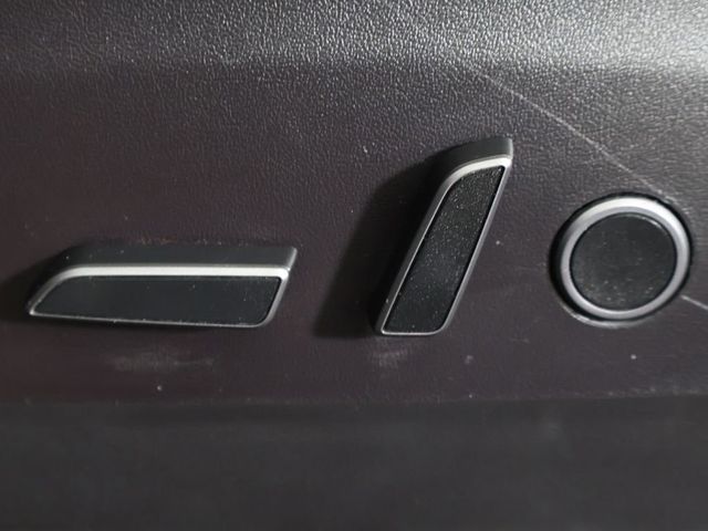 2022 Tesla Model Y Long Range AWD - 23060738 - 34