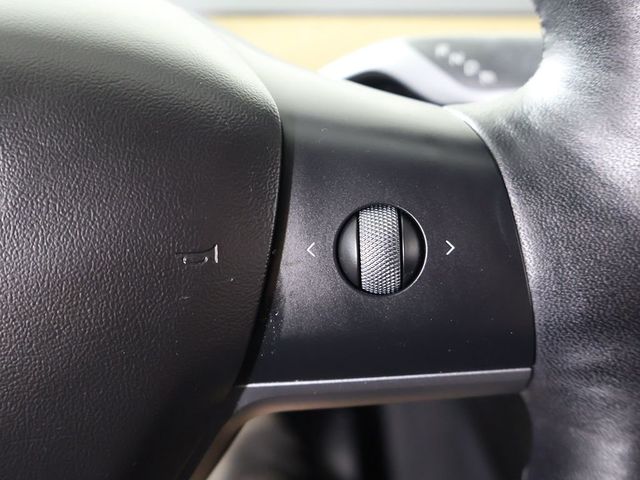 2022 Tesla Model Y Long Range AWD - 23060738 - 42