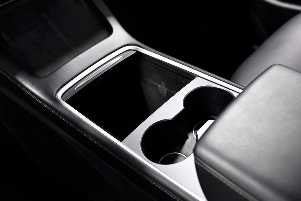 2022 Tesla Model Y Long Range AWD - 22379211 - 22