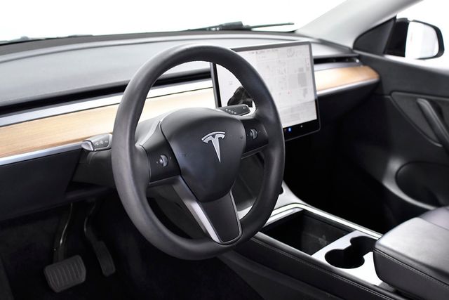 2022 Tesla Model Y Long Range AWD - 22379211 - 7