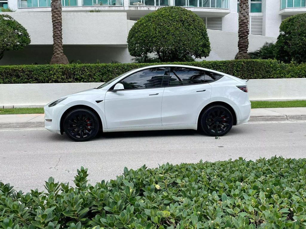 2022 Tesla Model Y Long Range AWD - 22548205 - 9