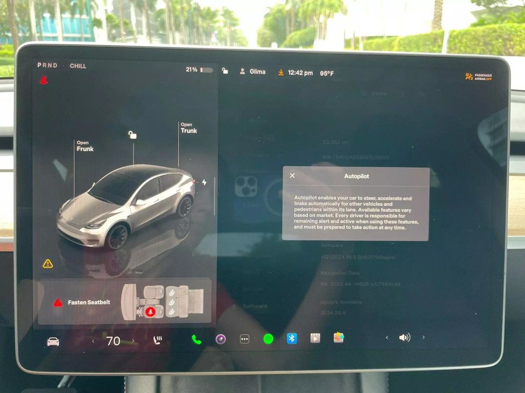 2022 Tesla Model Y Long Range AWD - 22548205 - 26