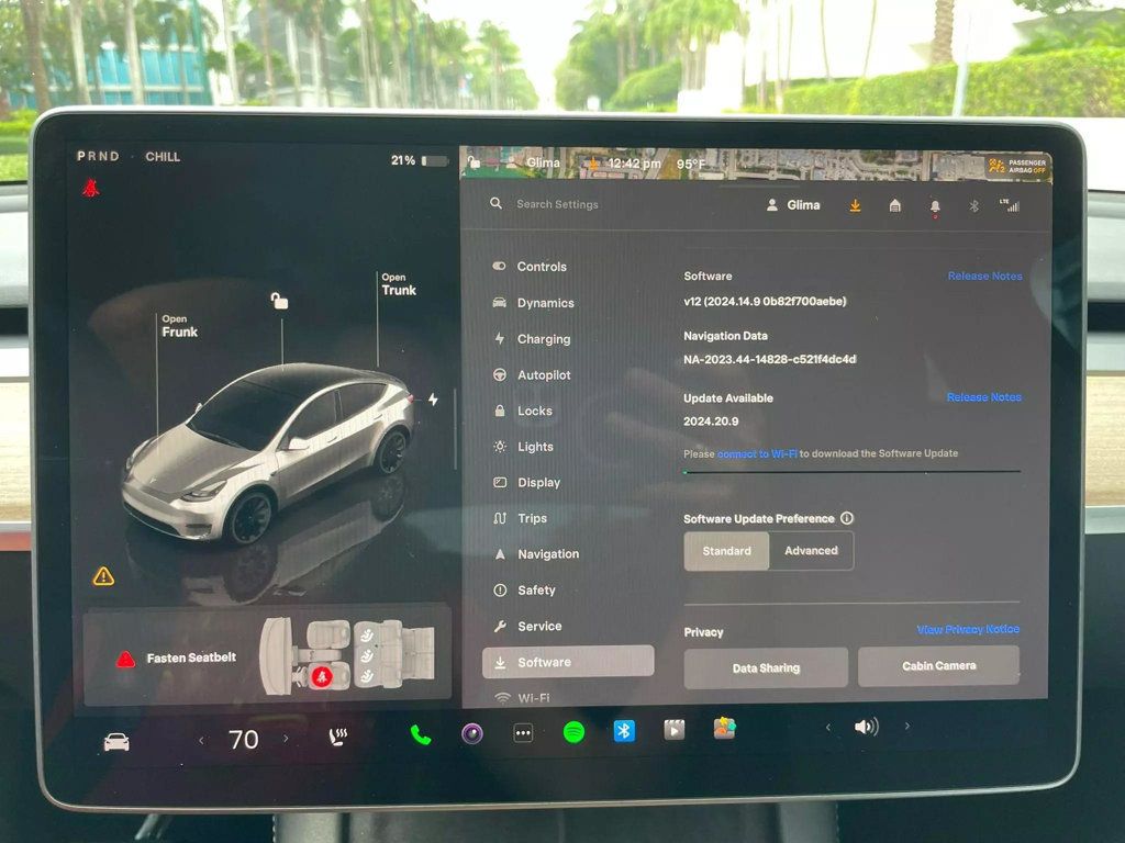 2022 Tesla Model Y Long Range AWD - 22548205 - 28