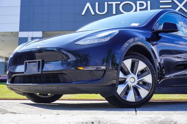2022 Tesla Model Y Long Range AWD - 23008211 - 1