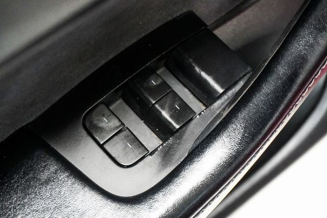 2022 Tesla Model Y Long Range AWD - 23072973 - 18