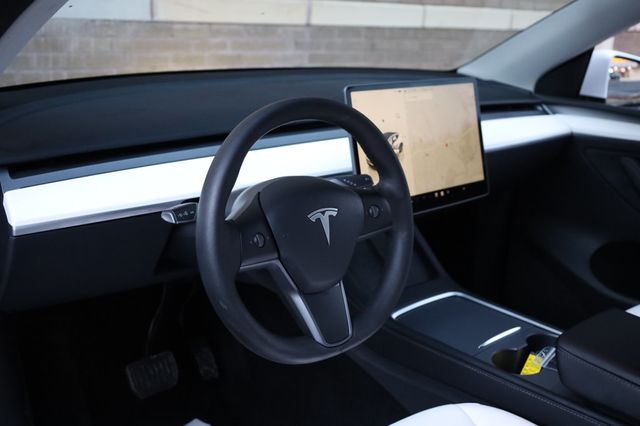 2022 Tesla Model Y Long Range AWD - 22939962 - 13