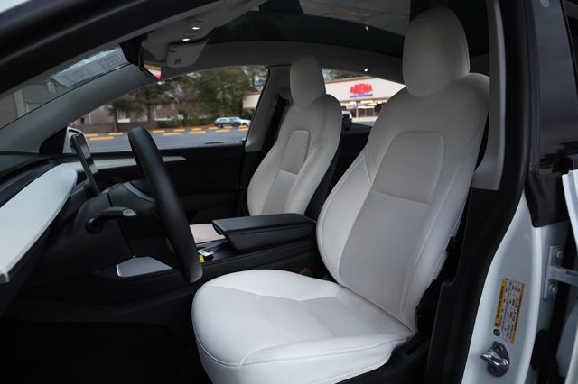 2022 Tesla Model Y Long Range AWD - 22939962 - 14