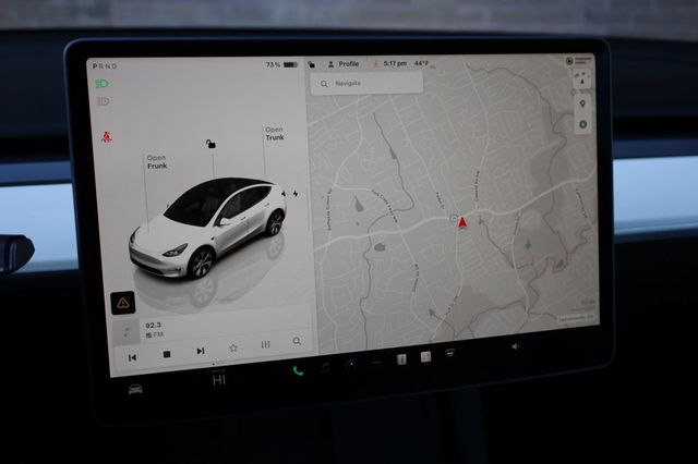 2022 Tesla Model Y Long Range AWD - 22939962 - 30