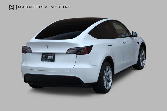 2022 Tesla Model Y Long Range AWD - 22939962 - 6