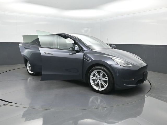 2022 Tesla Model Y Long Range AWD - 23043248 - 29