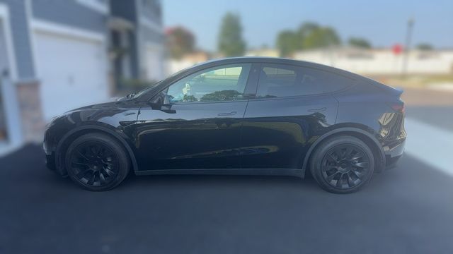 2022 Tesla Model Y Long Range AWD - 23087036 - 1