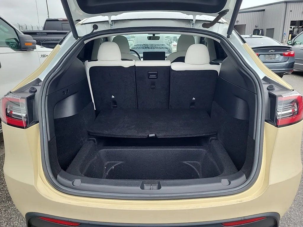 2022 Tesla Model Y Long Range AWD - 23095836 - 10