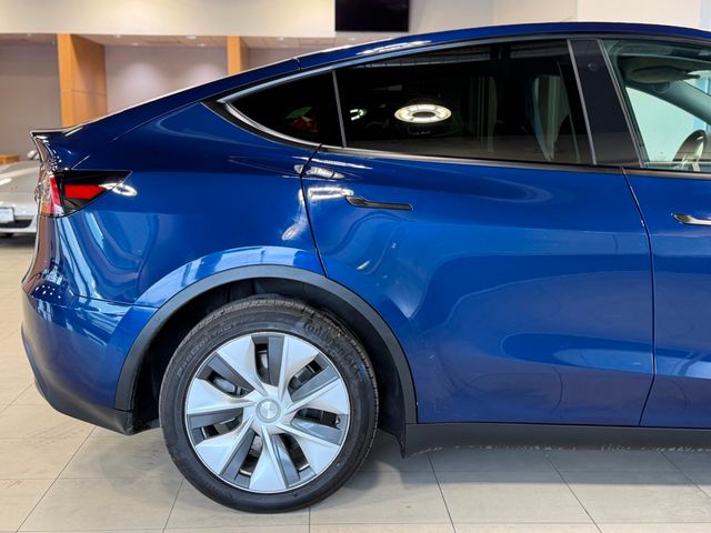 2022 Tesla Model Y Long Range AWD - 22983569 - 16