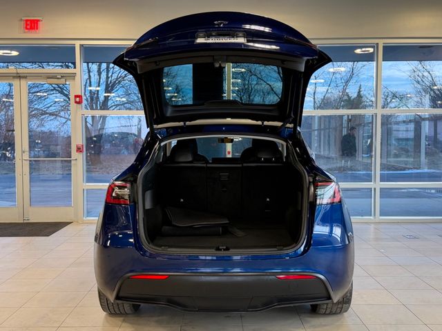 2022 Tesla Model Y Long Range AWD - 22983569 - 34