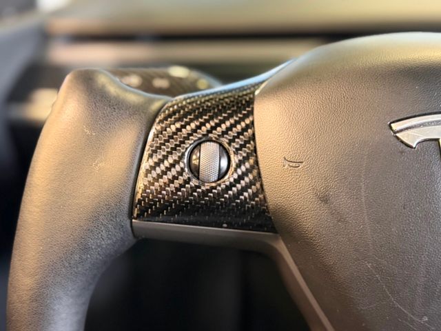 2022 Tesla Model Y Long Range AWD - 22999005 - 25