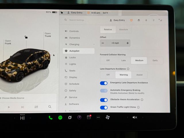2022 Tesla Model Y Long Range AWD - 22999005 - 29
