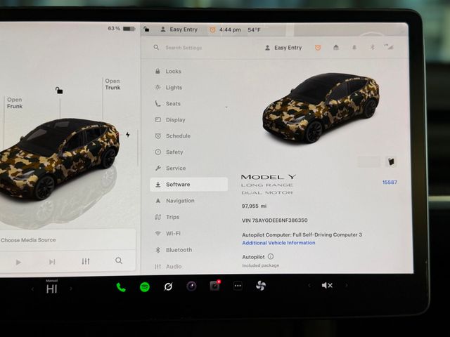 2022 Tesla Model Y Long Range AWD - 22999005 - 32
