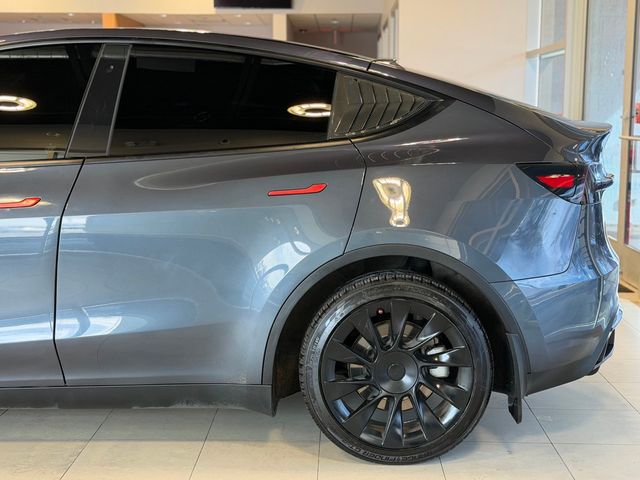 2022 Tesla Model Y Long Range AWD - 22999005 - 8