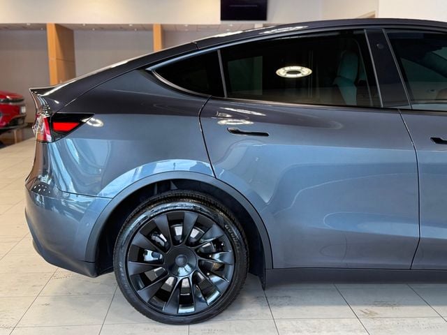 2022 Tesla Model Y Long Range AWD - 23029479 - 15