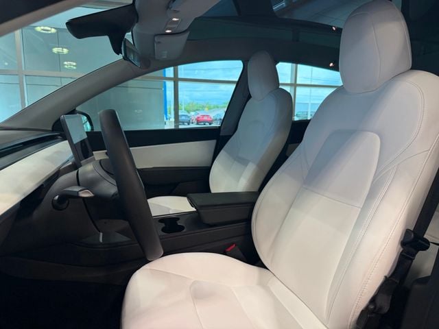 2022 Tesla Model Y Long Range AWD - 23029479 - 18