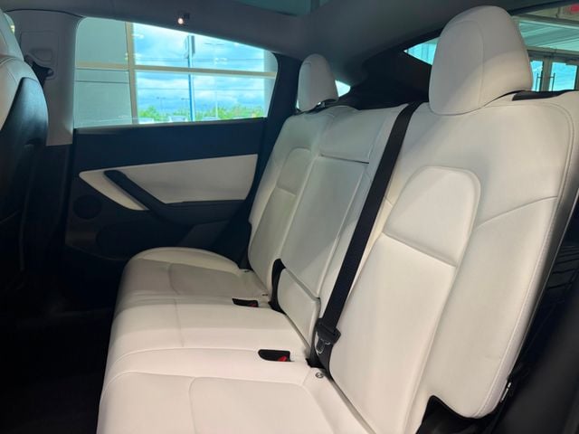 2022 Tesla Model Y Long Range AWD - 23029479 - 19