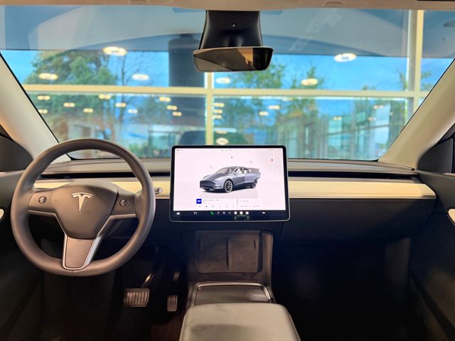 2022 Tesla Model Y Long Range AWD - 23029479 - 38