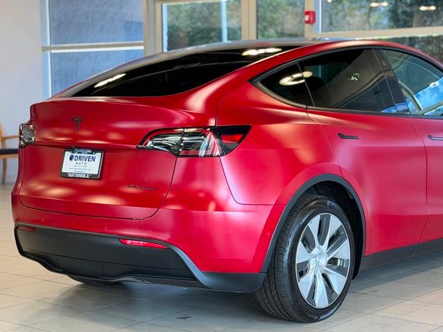 2022 Tesla Model Y Long Range AWD - 23070444 - 10