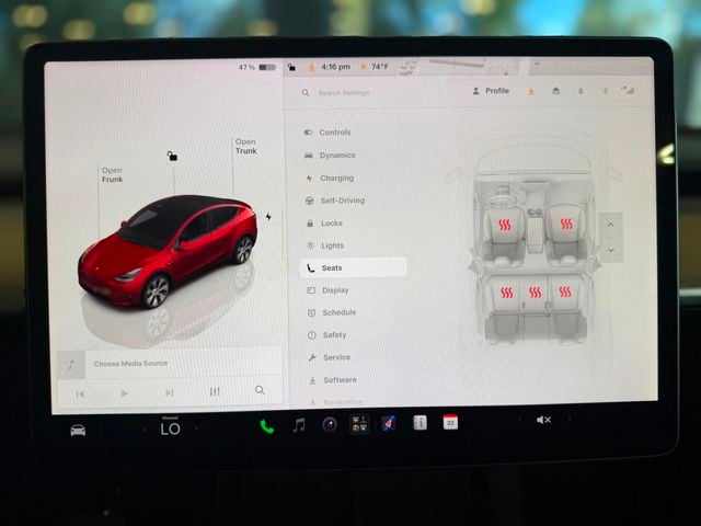 2022 Tesla Model Y Long Range AWD - 23070444 - 30