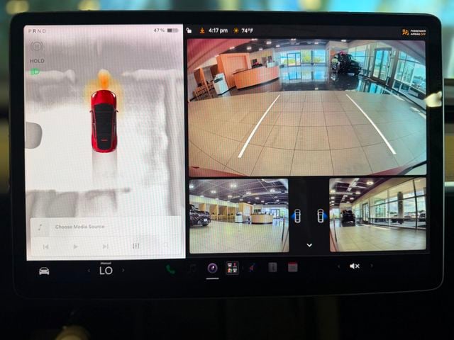 2022 Tesla Model Y Long Range AWD - 23070444 - 35