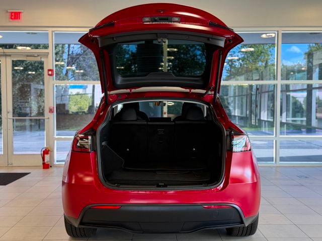 2022 Tesla Model Y Long Range AWD - 23070444 - 37