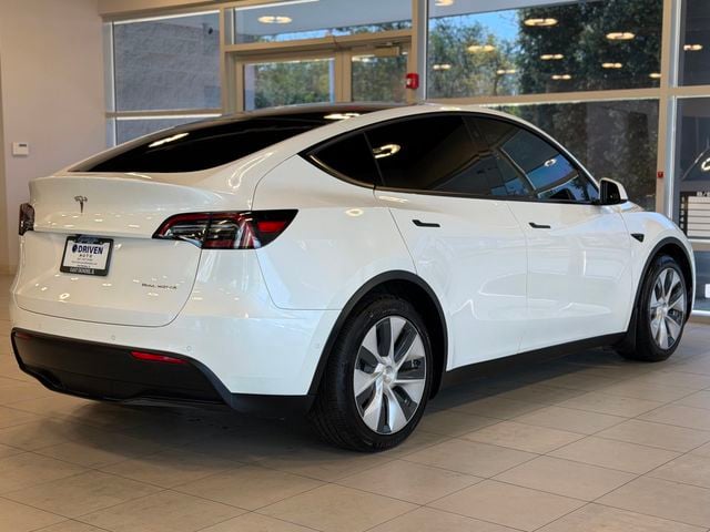 2022 Tesla Model Y Long Range AWD - 23072931 - 11