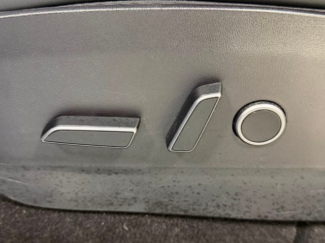 2022 Tesla Model Y Long Range AWD - 23072931 - 18