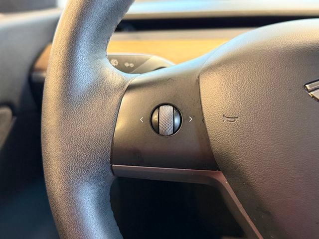 2022 Tesla Model Y Long Range AWD - 23072931 - 24