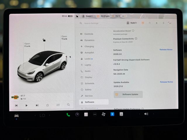 2022 Tesla Model Y Long Range AWD - 23072931 - 32