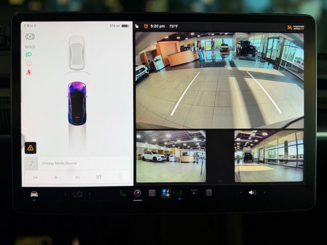 2022 Tesla Model Y Long Range AWD - 23075521 - 31